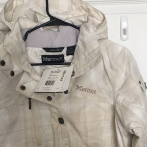 Marmot M NWT ski/board jacket